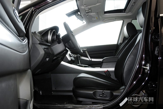 2014款 2.5L 兩驅尊貴版