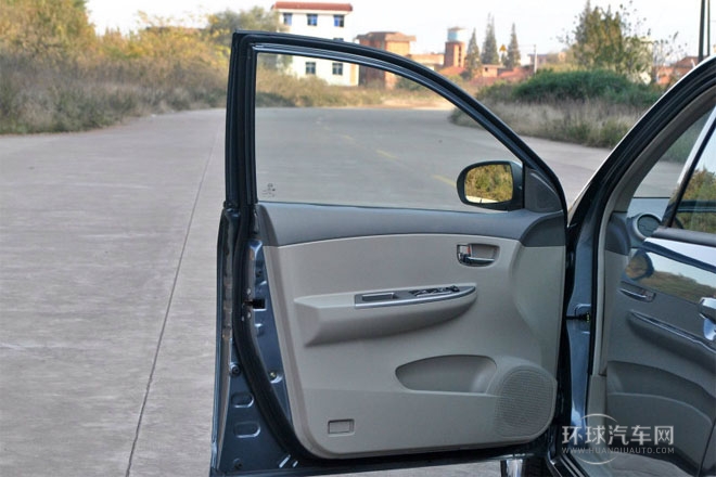 2012款 1.8L CVT豪華型