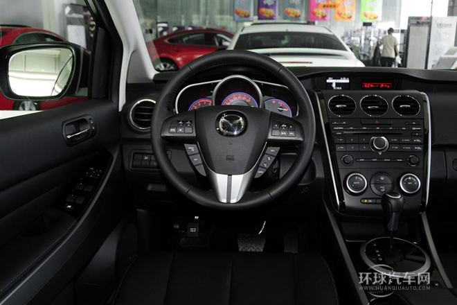 2014款 2.5L 兩驅(qū)尊貴版