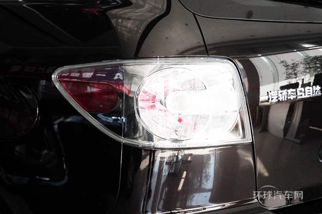 2014款 2.5L 兩驅尊貴版