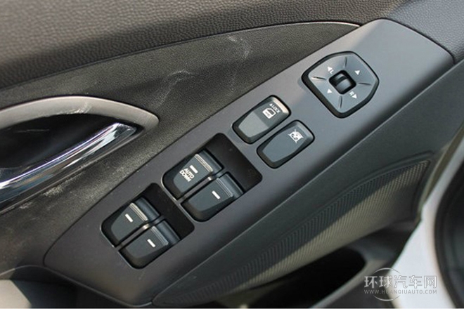 2013款 2.0L 手動兩驅(qū)舒適型GL 國IV