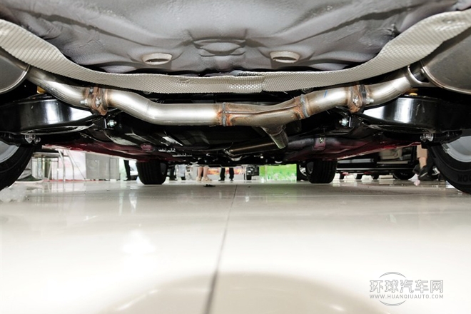 2012款 2.0L 自動豪華版