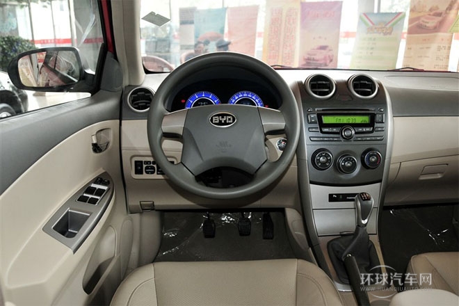 2011款 1.5L 手動(dòng)尚雅型