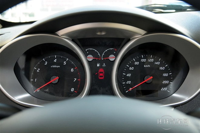 2014款 1.5L 手動精英型