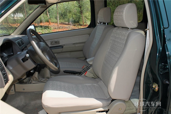 2013款 3.0T柴油四驅豪華型ZD30D13-4N2