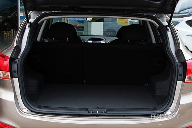 2013款 2.0L 手動兩驅(qū)舒適型GL 國V