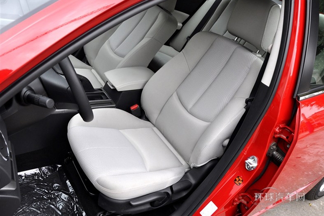 2012款 2.0L 自動精英版