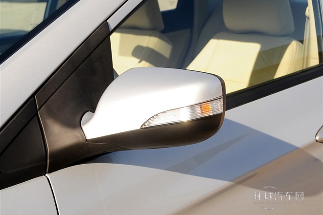 2014款 1.5L 手動(dòng)舒適型