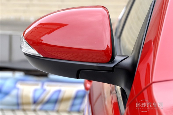 2012款 2.0L 自動精英版