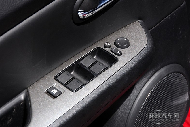 2012款 轎跑 2.0L 自動豪華版