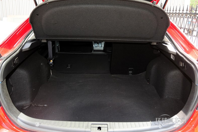 2012款 轎跑 2.0L 自動豪華版