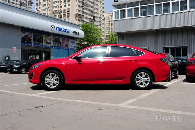 2012款 轎跑 2.0L 自動(dòng)豪華版