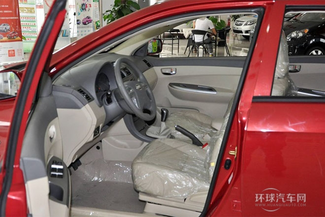 2013款 2.0L 手動豪華型