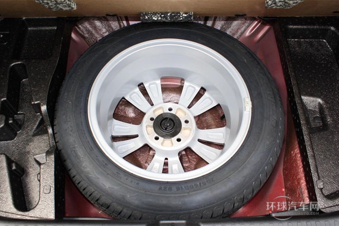 2013款 2.0L 手動(dòng)豪華型