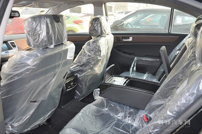 2012款 3.0L GDI尊貴版