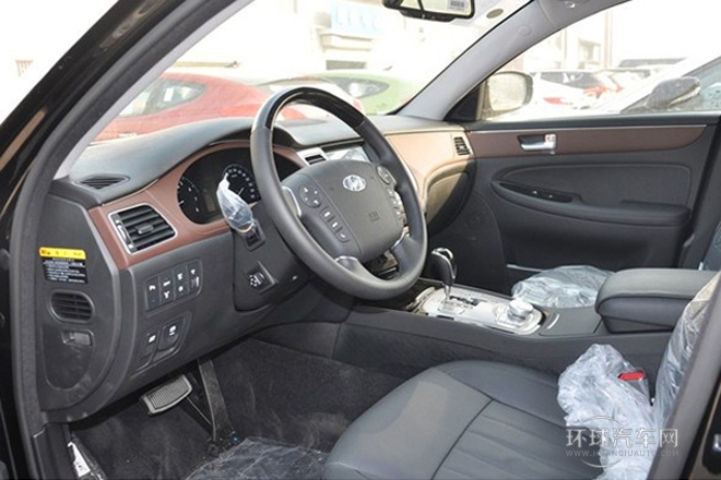 2012款 3.0L GDI尊貴版