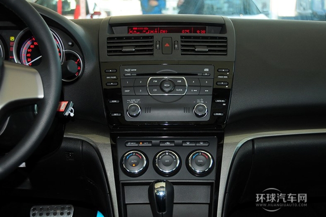 2012款 轎跑 2.0L 自動精英版