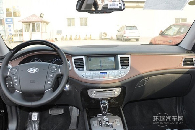 2012款 3.0L GDI尊貴版