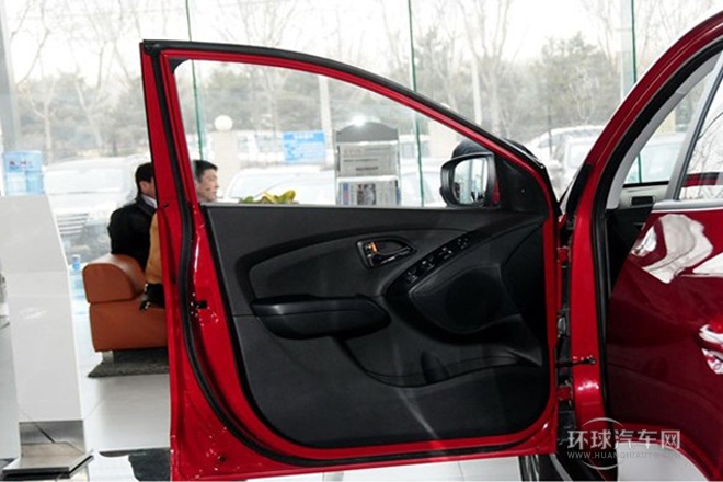 2013款 2.0L 自動四驅舒適型GL 國V