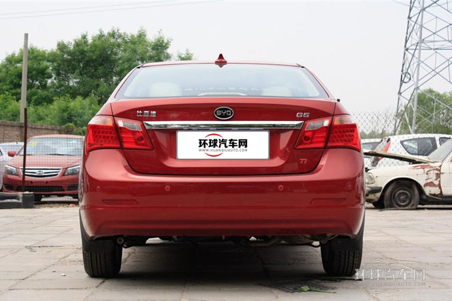 2013款 1.5TI 手動(dòng)豪華型