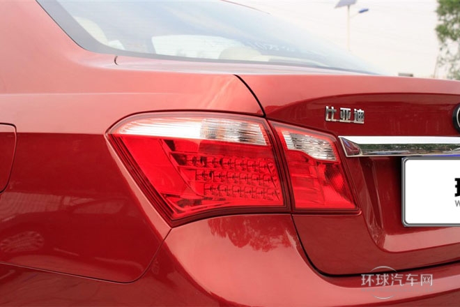 2013款 1.5TI 手動豪華型