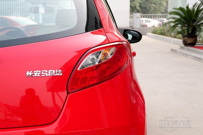 2012款 兩廂炫動 1.3L 自動標準版