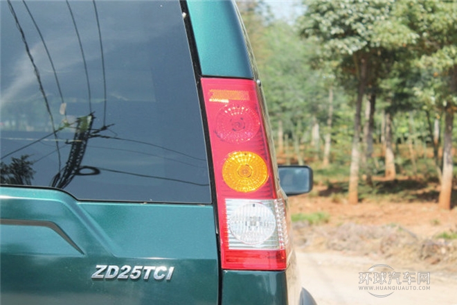 2013款 3.0T柴油四驅標準型ZD30D13-4N2