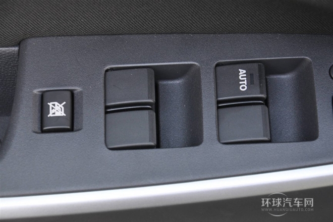 2012款 兩廂炫動 1.5L 手動超值版