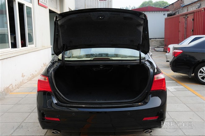 2013款 1.5TI 手動尊貴型