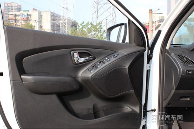 2013款 2.0L 自動兩驅智能型GLS 國V