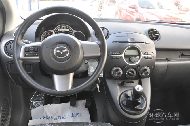 2012款 兩廂炫動 1.5L 手動超值版