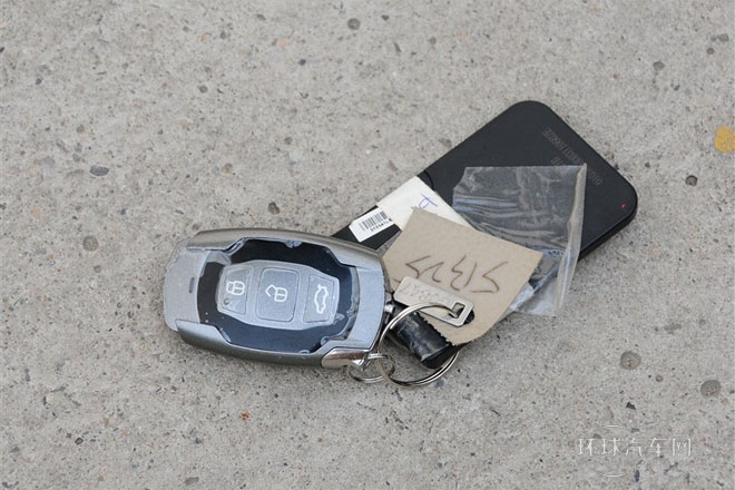 2013款 1.5TI 手動尊貴型