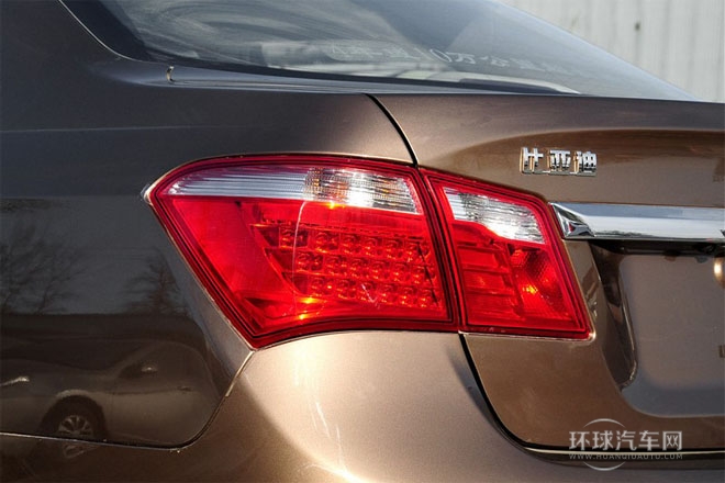 2013款 1.5TID 自動(dòng)尊貴型