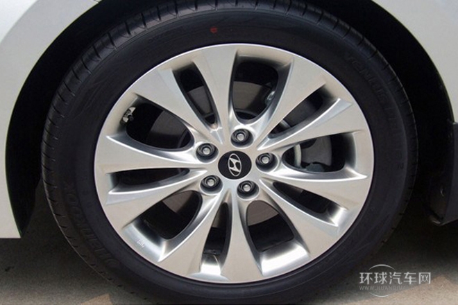 2011款 3.0L 旗艦型