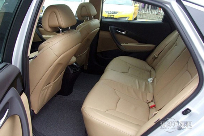 2011款 3.0L 旗艦型