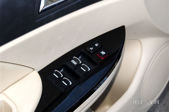 2013款 1.5TID 自動尊貴型