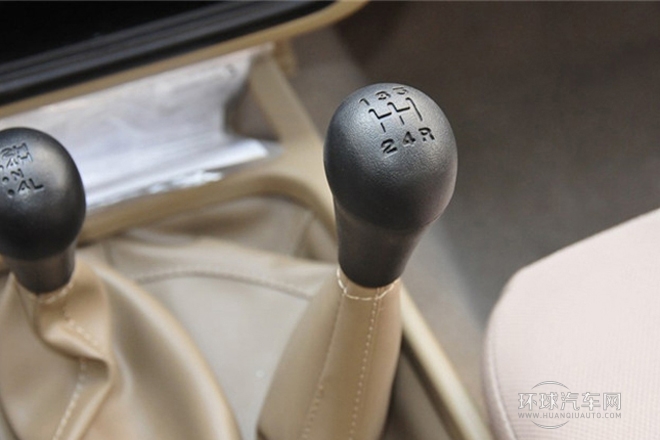 2013款 3.0T柴油兩驅標準型ZD30D13-4N2