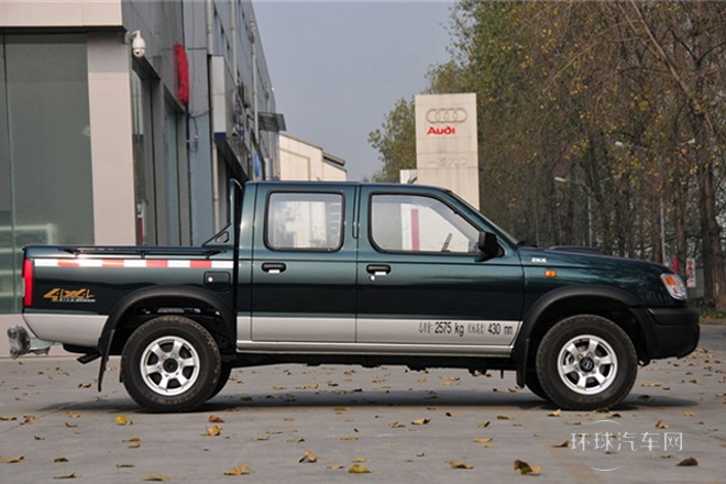 2013款 3.0T柴油兩驅標準型ZD30D13-4N2