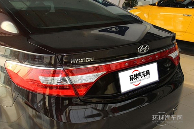 2011款 3.0L 尊貴型