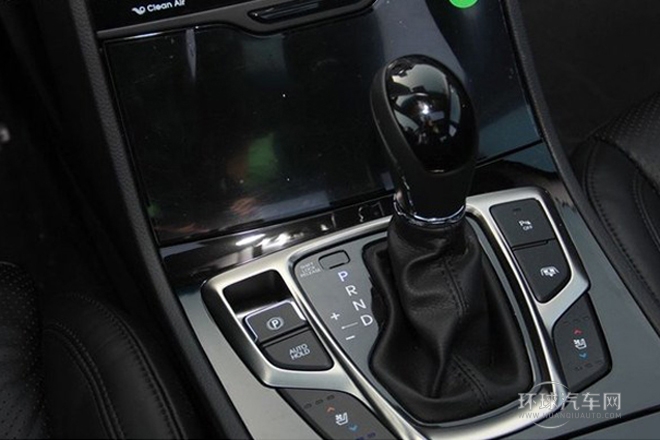 2011款 2.4L 尊貴型