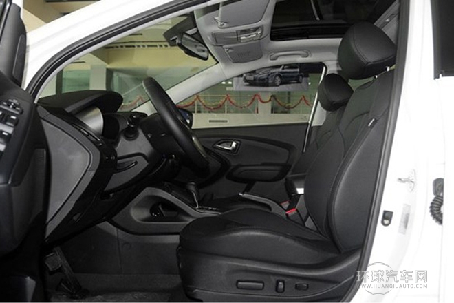 2013款 2.4L 自動兩驅(qū)領(lǐng)先型GLX 國IV