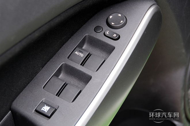 2012款 兩廂炫動 1.5L 自動豪華版