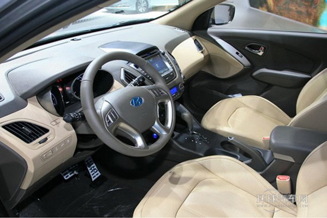 2013款 2.4L 自動(dòng)四驅(qū)領(lǐng)先型GLX 國IV