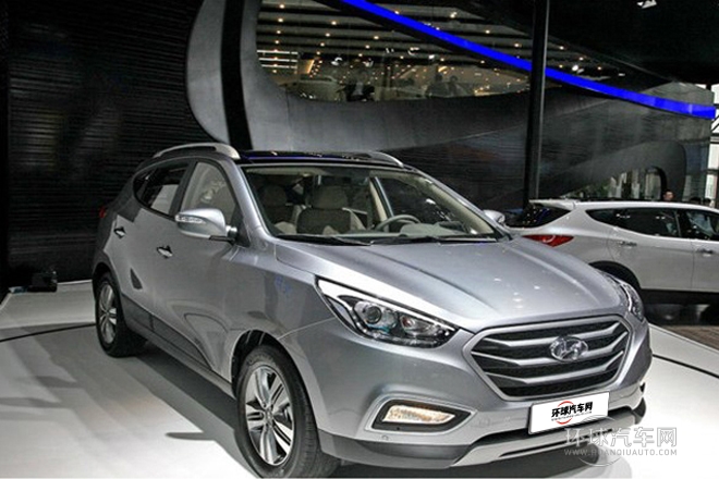 2013款 2.4L 自動(dòng)四驅(qū)領(lǐng)先型GLX 國IV