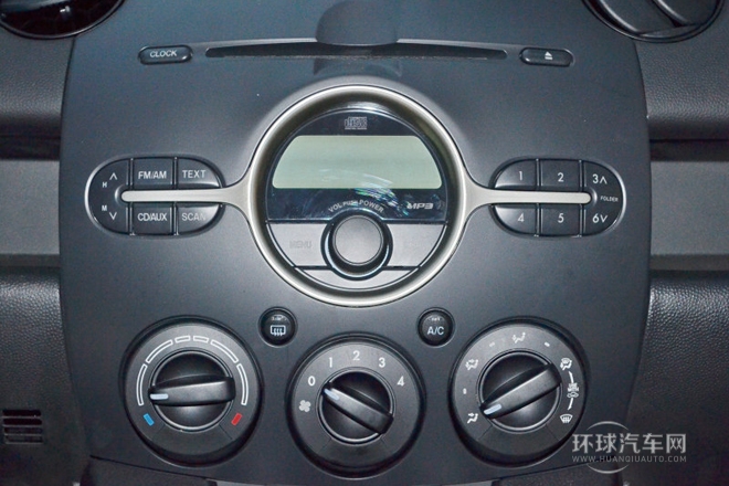 2012款 三廂炫動 1.3L 手動標準版