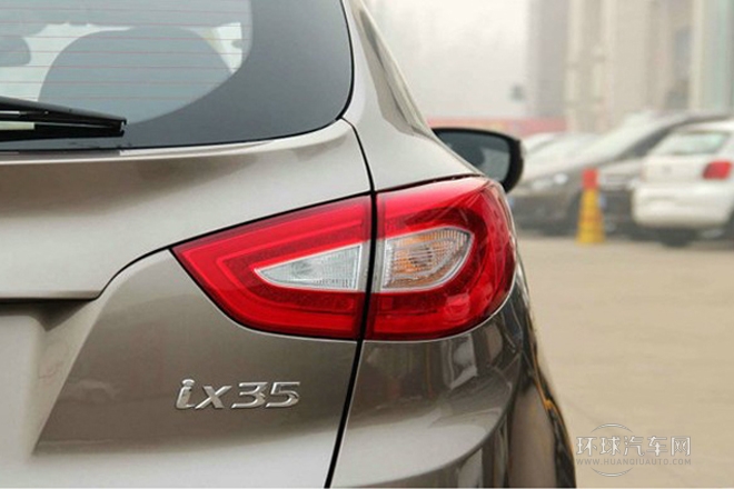 2013款 2.4L 自動四驅(qū)領(lǐng)先型GLX 國V