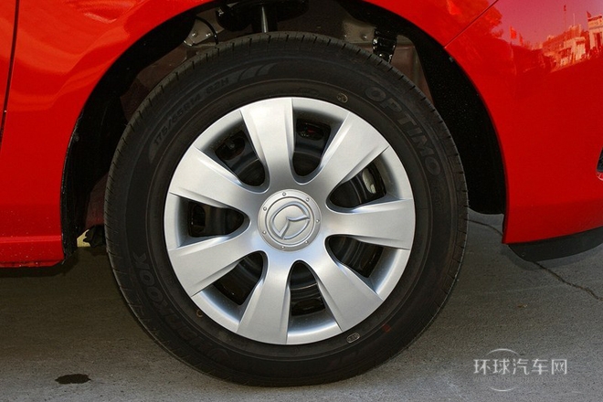 2012款 三廂炫動 1.3L 自動標準版