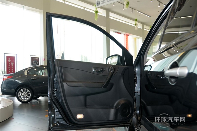 2014款 2.0L 兩驅舒適版