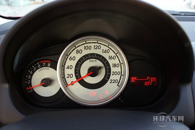 2012款 三廂炫動 1.3L 自動標準版