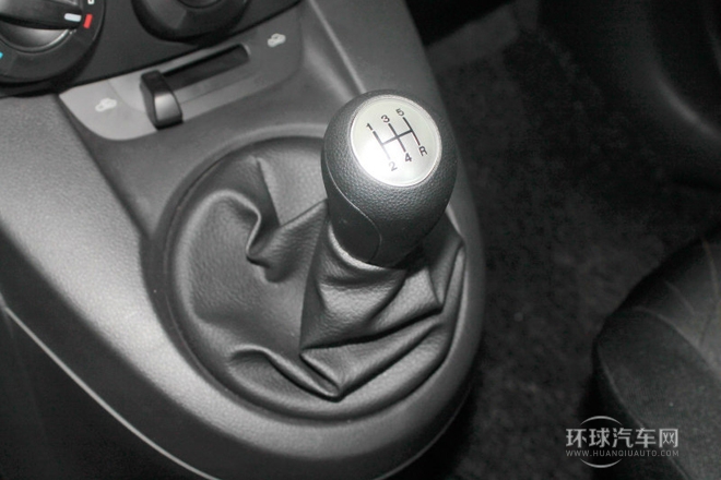 2012款 三廂炫動 1.5L 手動時尚版